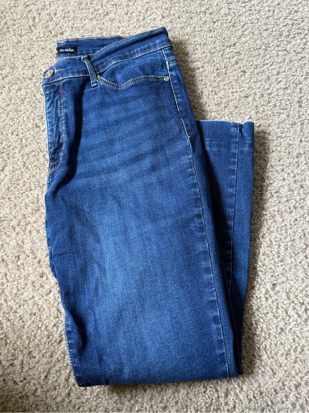 Lee Slimming Fit Slim Straight Jeans - Women’s 10 Petite - Dark Wash